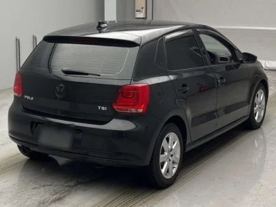 Volkswagen Polo  с аукциона в Японии