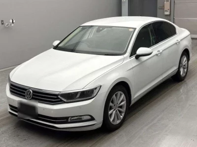 Volkswagen Passat  с аукциона в Японии