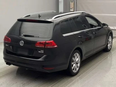 Volkswagen GOLF VARIANT  с аукциона в Японии