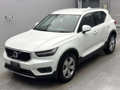 Volvo XC40  с аукциона в Японии