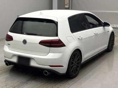 Volkswagen Golf  с аукциона в Японии