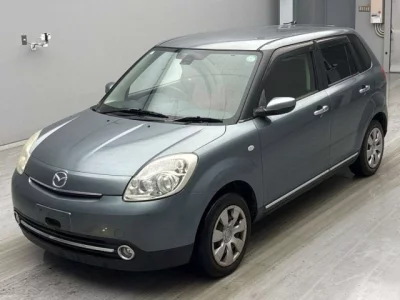 Mazda VERISA