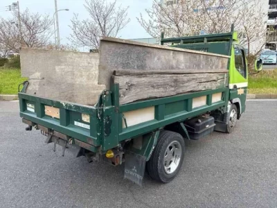 Mitsubishi Fuso Canter