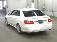 Mercedes-Benz E CLASS лот № 393 оценка 4.5  с аукциона в Японии 4