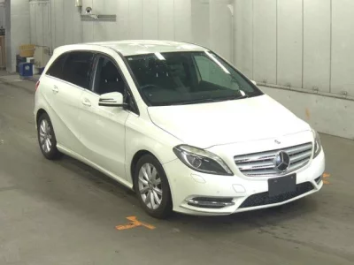 Mercedes-Benz B CLASS  с аукциона в Японии