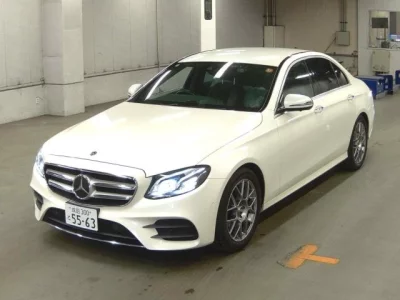 Mercedes-Benz E CLASS  с аукциона в Японии