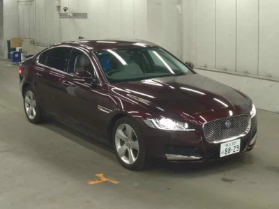 Jaguar XF