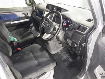 Subaru JUSTY  с аукциона в Японии