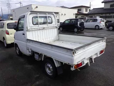 Nissan CLIPPER TRUCK