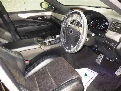 Lexus LS460L