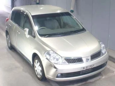 Nissan TIIDA
