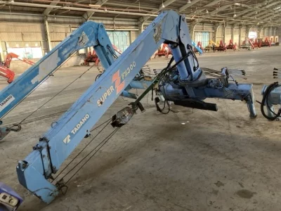 TADANO CRANE