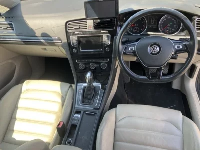 Volkswagen Golf  с аукциона в Японии