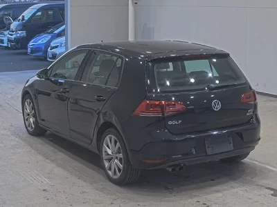Volkswagen Golf  с аукциона в Японии