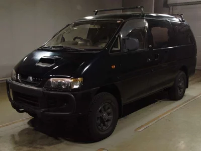 Mitsubishi DELICA