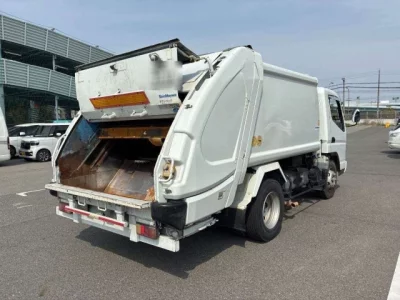 Mitsubishi Fuso Canter