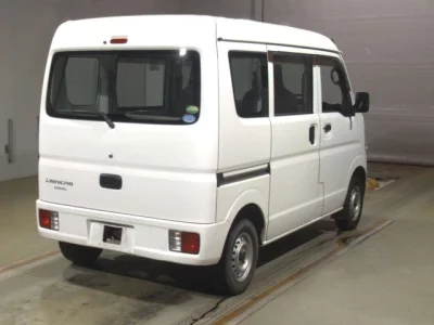 Mitsubishi Minicab Van