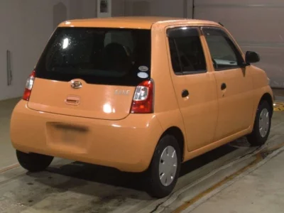 Daihatsu Esse
