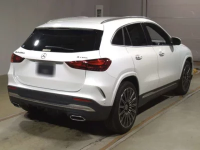 Mercedes-Benz GLA CLASS