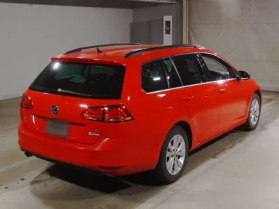 Volkswagen GOLF VARIANT