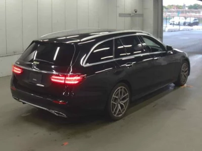 Mercedes-Benz E CLASS WAGON