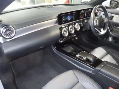 Mercedes-Benz CLA CLASS  с аукциона в Японии