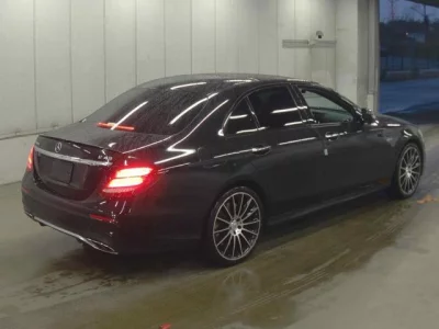 Mercedes-Benz AMG  с аукциона в Японии