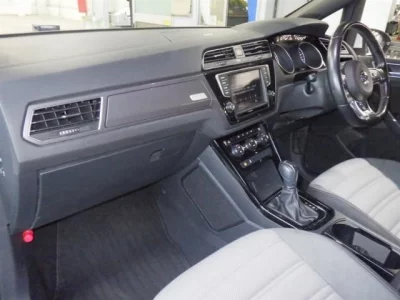 Volkswagen GOLF TOURAN  с аукциона в Японии