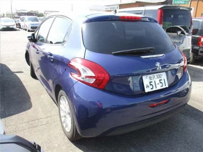 Peugeot 208