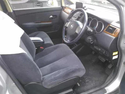 Nissan Tiida Latio