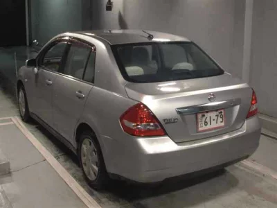 Nissan TIIDA LATIO