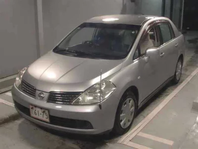 Nissan Tiida Latio