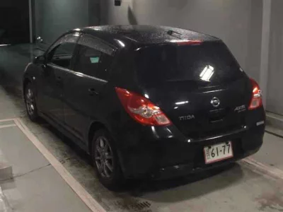 Nissan Tiida
