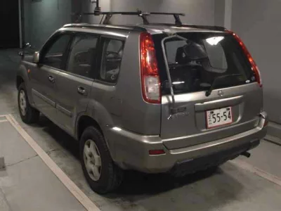 Nissan X-TRAIL