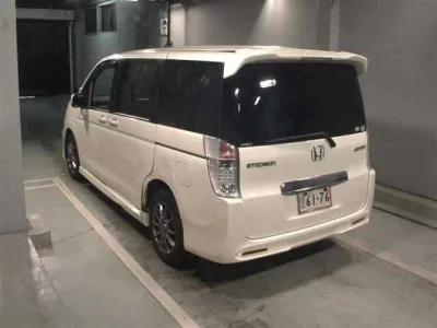 Honda STEP WAGON