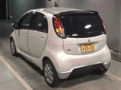 Mitsubishi I