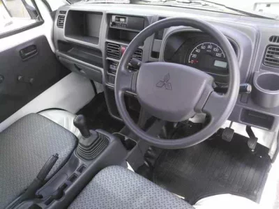 Mitsubishi Minicab Truck