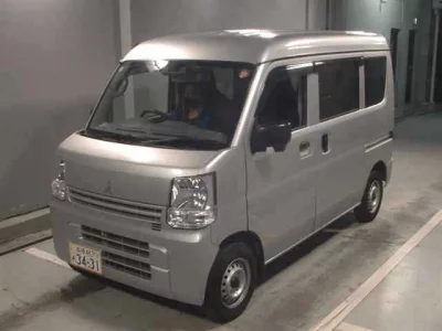 Mitsubishi Minicab Van