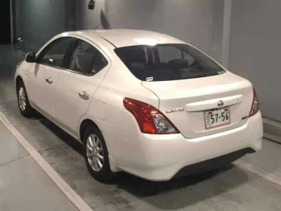Nissan Tiida Latio