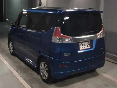 Mitsubishi Delica D:2