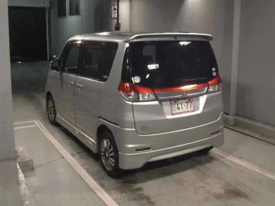 Mitsubishi Delica D:2
