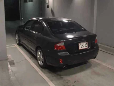 Subaru LEGACY B4
