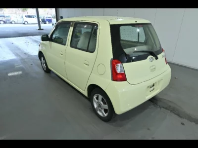 Daihatsu Esse