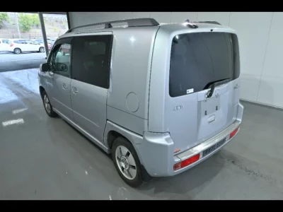 Honda Mobilio Spike
