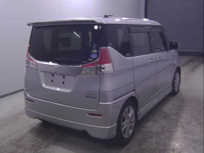 Suzuki Solio