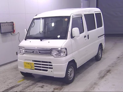 Mitsubishi Minicab Van