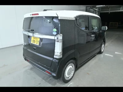 Honda N-Box Slash