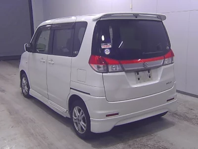 Suzuki Solio