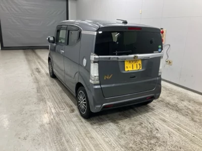 Honda N-Box Slash