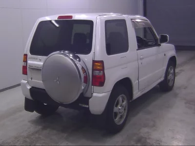 Mitsubishi Pajero Mini